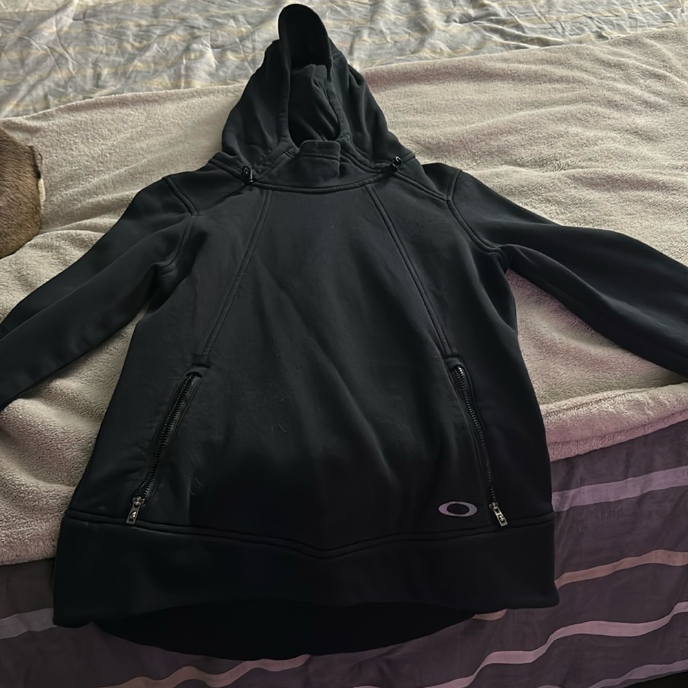 Oakley hoodie